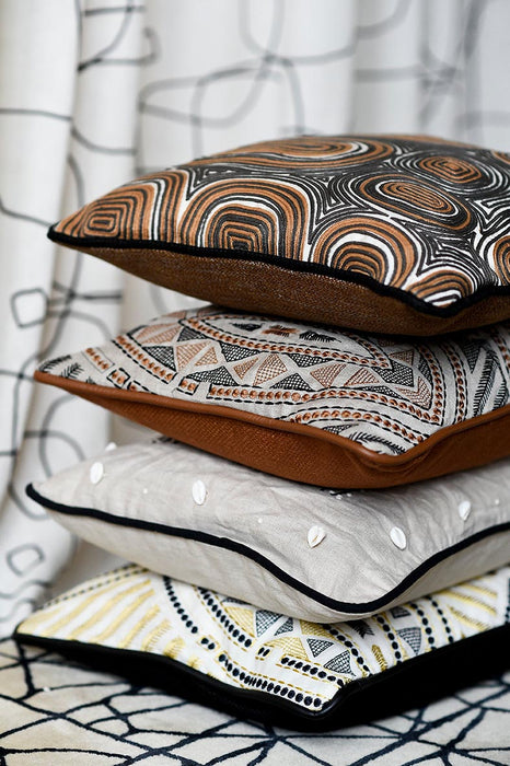 Pierre Frey Sandy Blanc/Jaune Fabric Sample F3022001