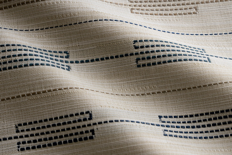 Perennials Hedge Hunt Blue Heaven Fabric 823-15