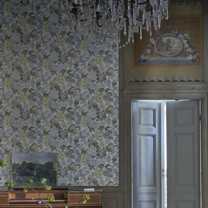 Designers Guild Delft Flower Pewter Wallpaper PDG1033-05