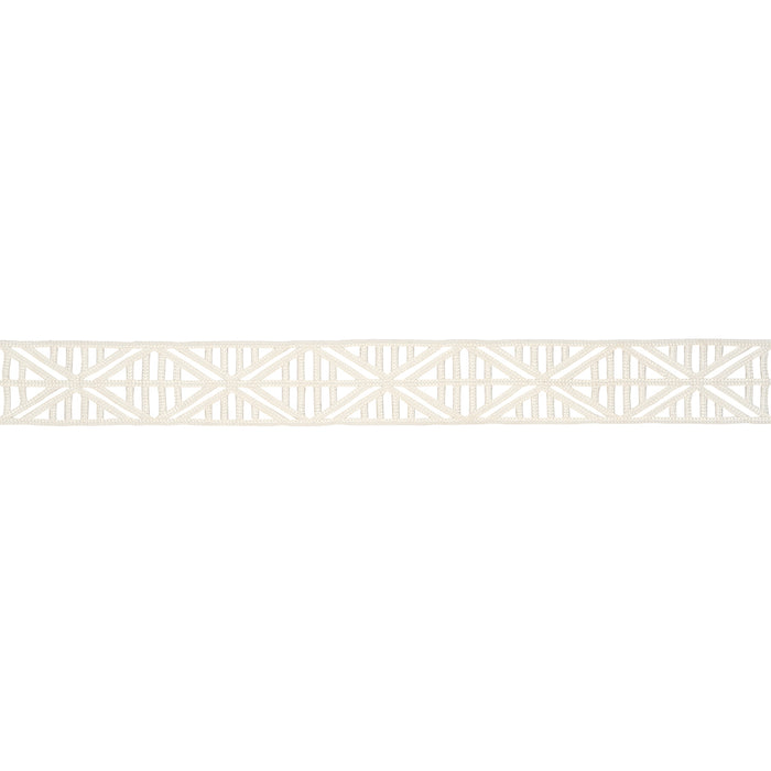 Schumacher Diamond Lattice Ivory Trim 86281
