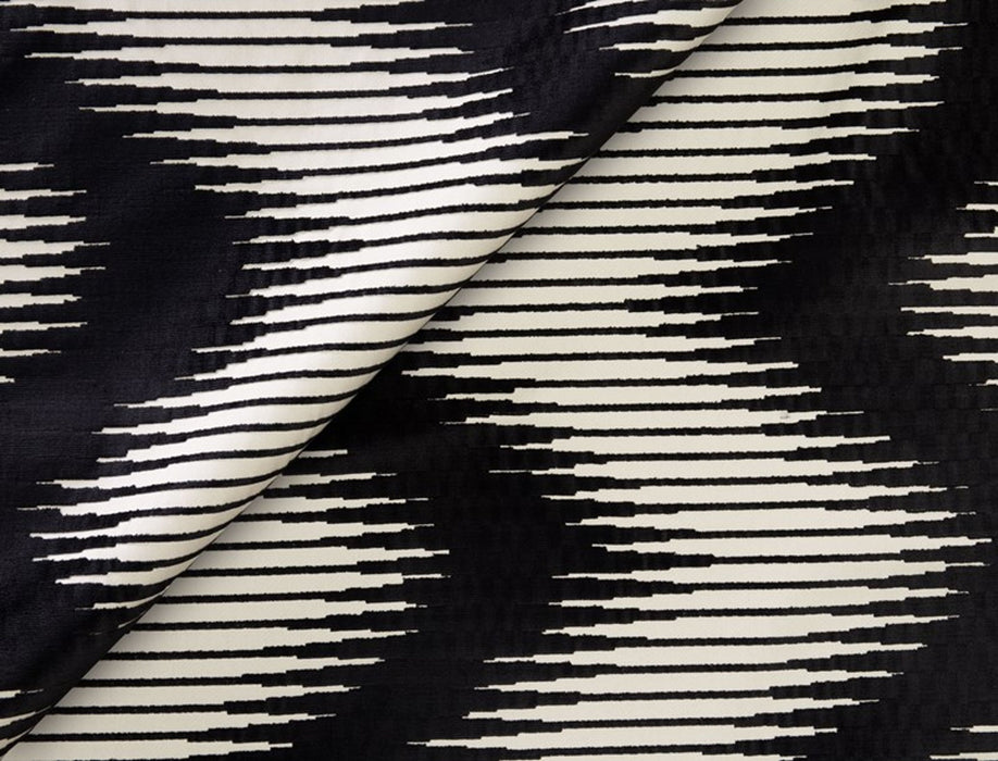 Jim Thompson Bargello Monochrome Fabric JT013601006