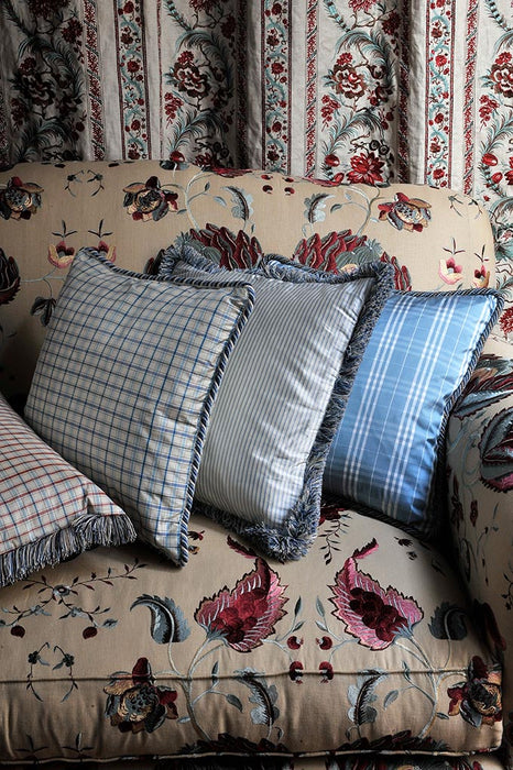 Braquenie Pondichery Bleu Fabric Sample B1900001