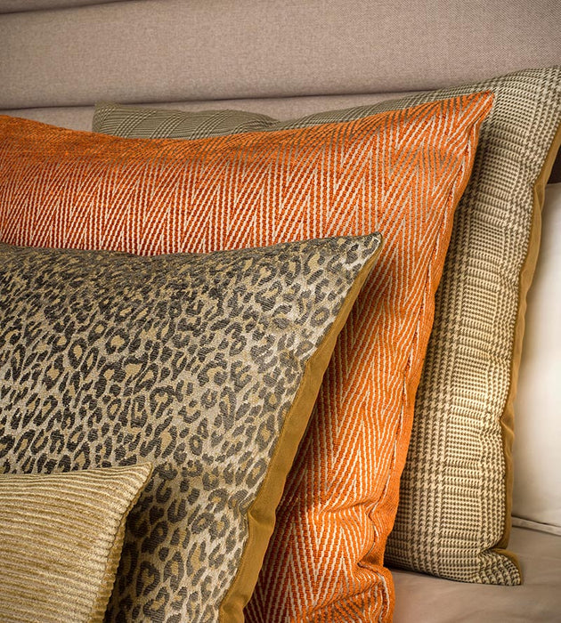 Aldeco Leopard White Star Fabric A9LEOP0001