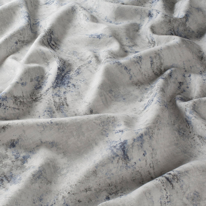 Chivasso Cloud Dancer 050 Fabric CH3066/050