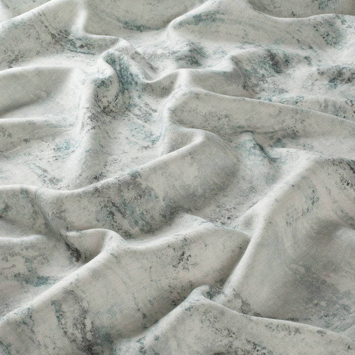 Chivasso Cloud Dancer 080 Fabric CH3066/080