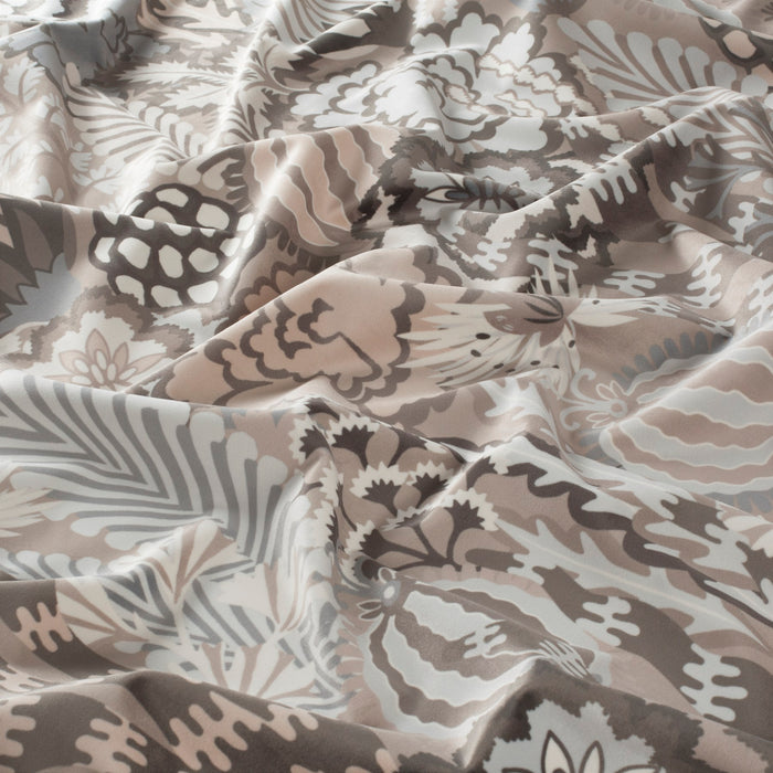 Chivasso Curious Wonderland 070 Fabric Sample CH3079/070