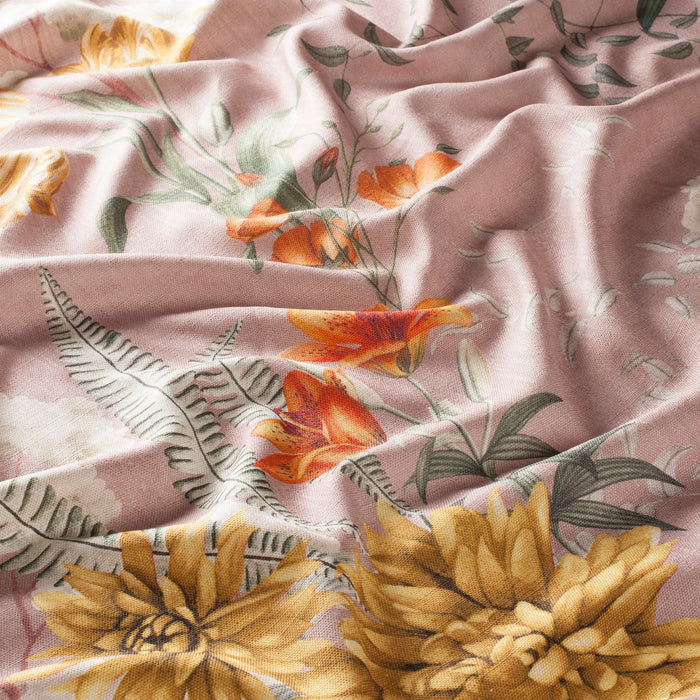 Chivasso Fabulous Journey 091 Fabric Sample CH3107/091