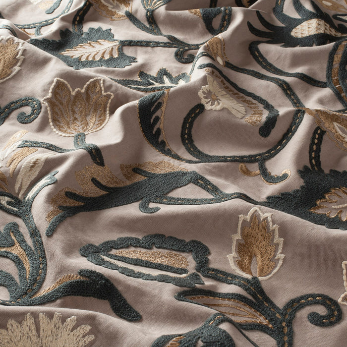 Chivasso Classy Sassy 020 Fabric Sample CH3131/020