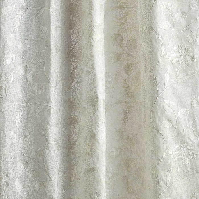 Sanderson Monterey Bloom Seaspray White 237775 Fabric DSHE237775