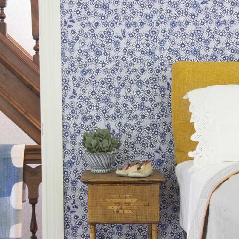 Galbraith & Paul Daisy Melon Wallpaper Sample
