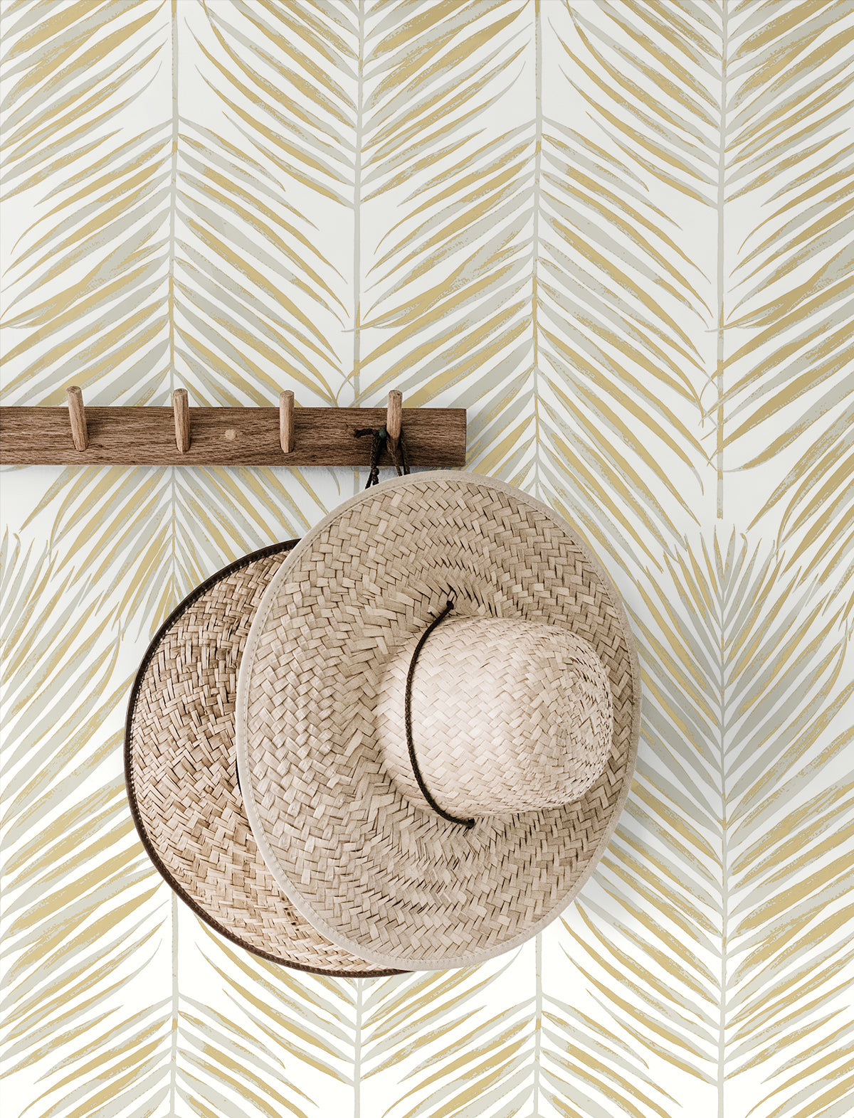 Seabrook Designs Marina Palm Silver & Gold Wallpaper ET10710