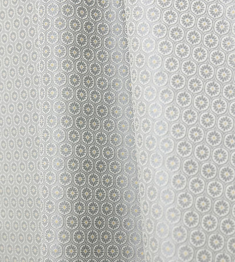 Lelievre Medaillon Email Fabric Sample H042430005