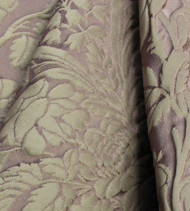 Tassinari & Chatel Couronne De Roses Amethyste Fabric Sample H015320024