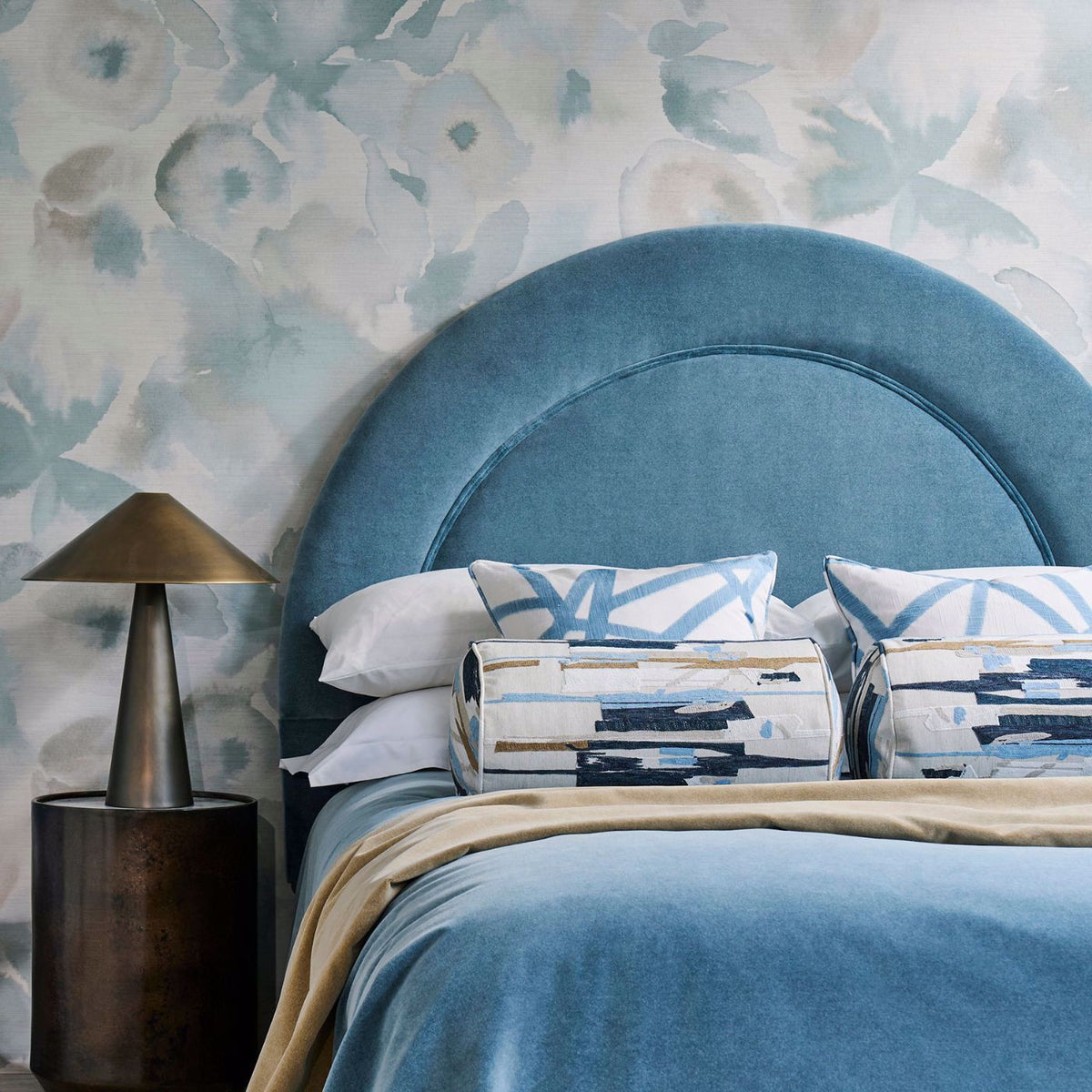 Harlequin Flores Powder/Sky/Parchment HAW0340-01 Sample | 40% Off (Samples)