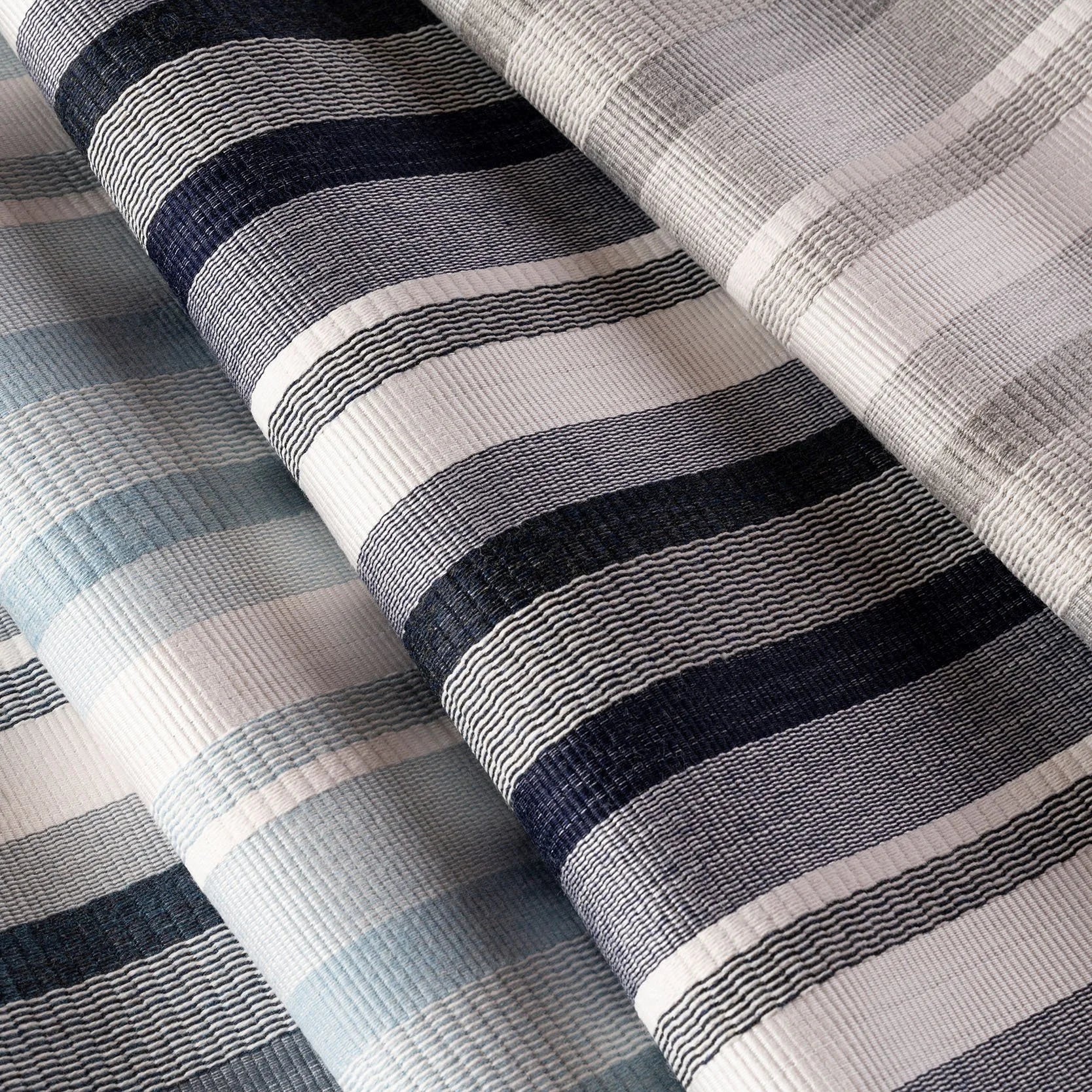 Link Outdoor Havana Cobalt Fabric 426-51