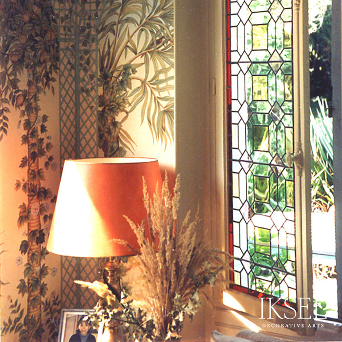 Schumacher Trellis Exotica Multicolor Wallpaper Sample IK6600