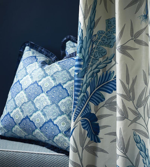 Old World Weavers Bahar Porcelain Blue Fabric Sample JP44850003