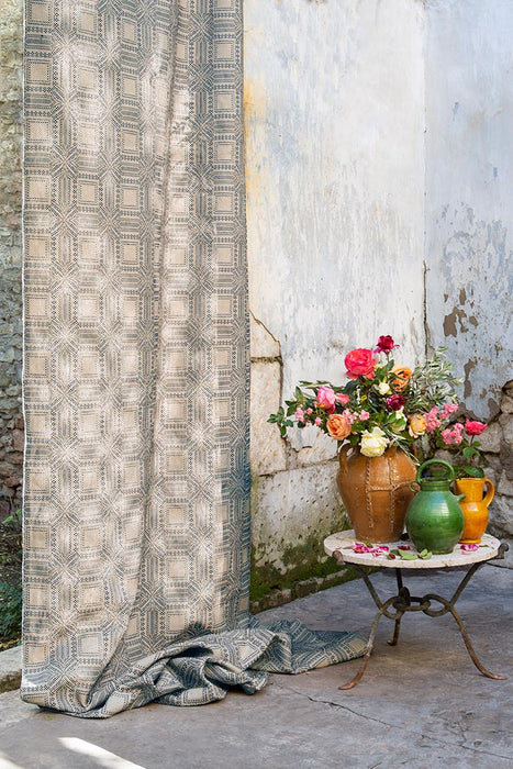 Pierre Frey Sanary Esquisse Fabric Sample F3542005