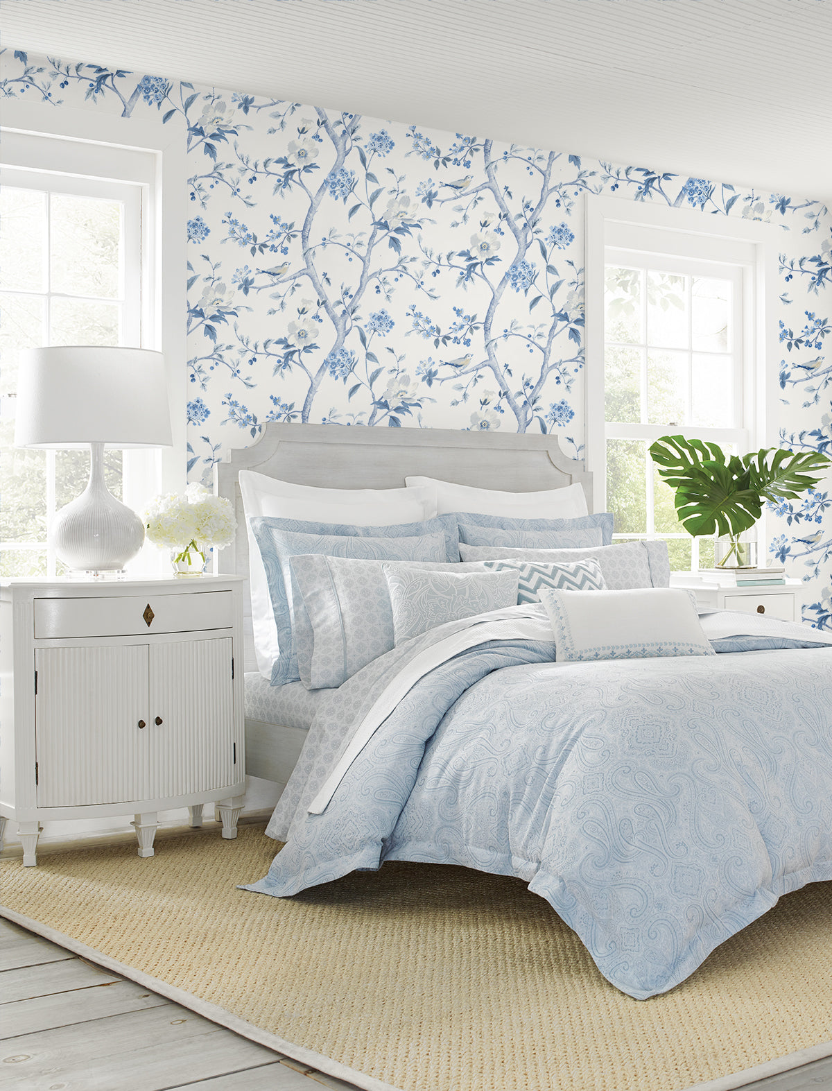 Lillian August Floral Trail Bluestone Wallpaper LN21302