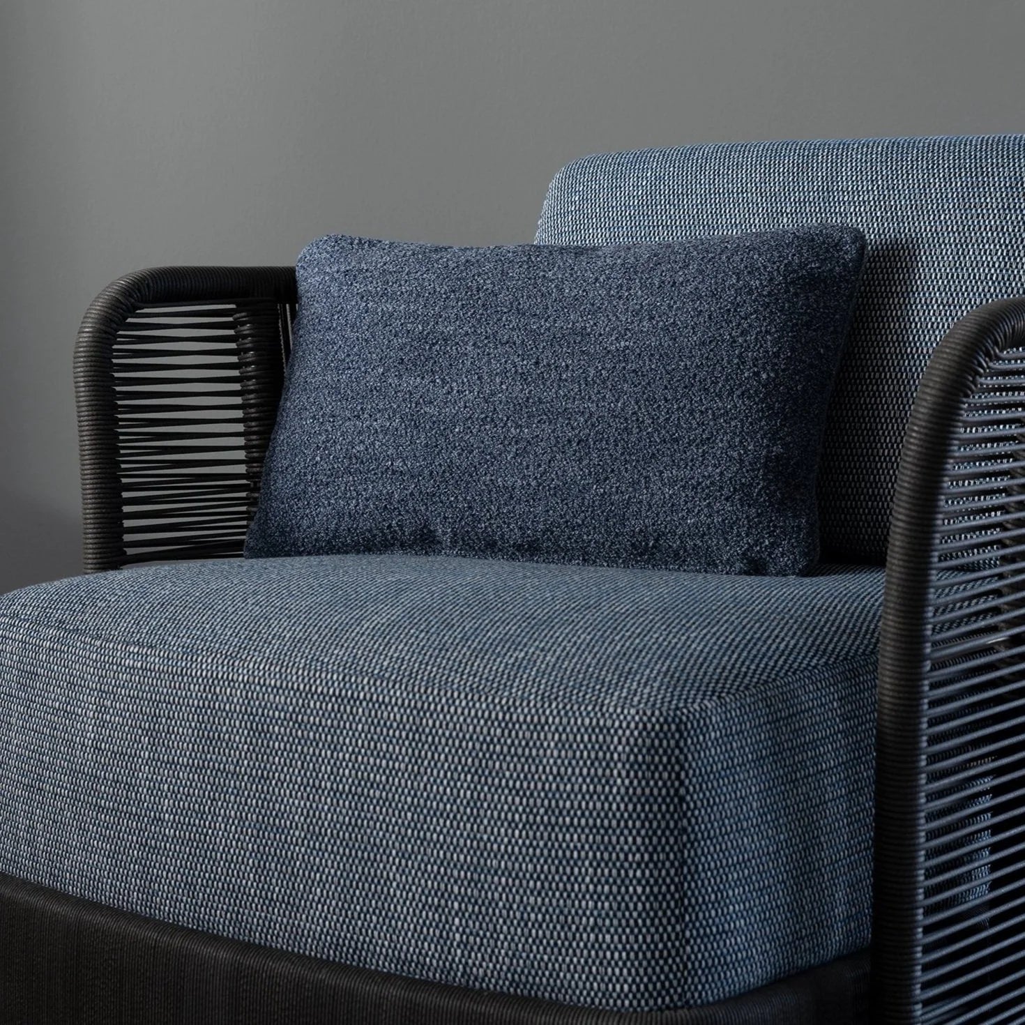 Link Outdoor Lux Navy Fabric 660-47