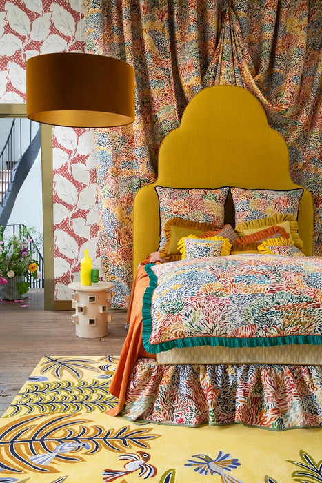 Pierre Frey L'ile aux fleurs Printemps Fabric Sample F3900001