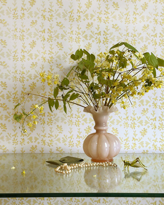 Galbraith & Paul Petals Daffodil Wallpaper Sample