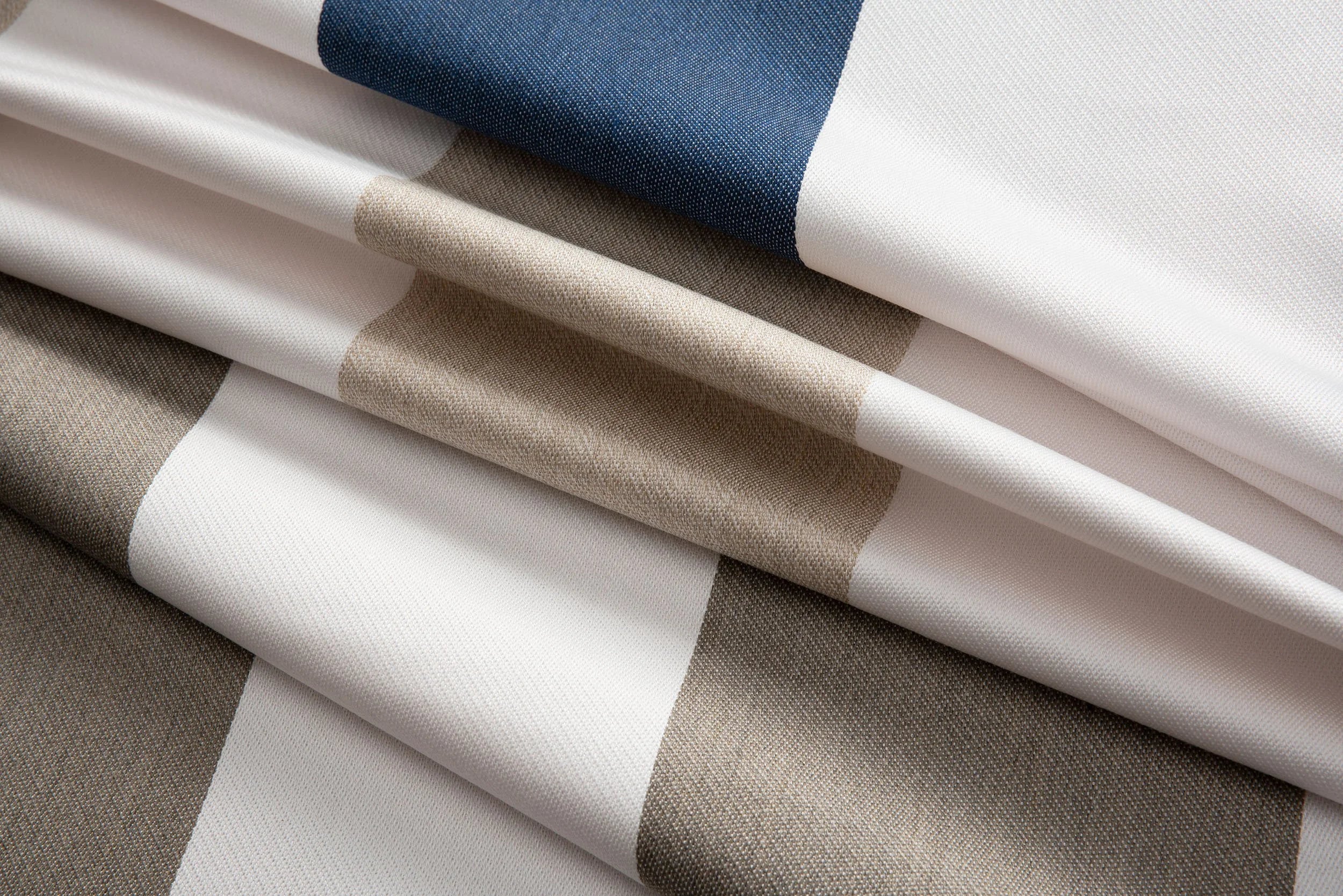 Link Outdoor Plain Stripe Sand Fabric 550-12