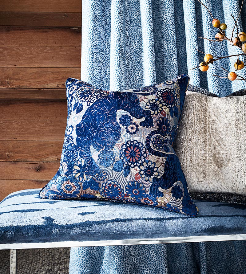 Old World Weavers Polar Bear Greige Fabric Sample RGBEAR0001