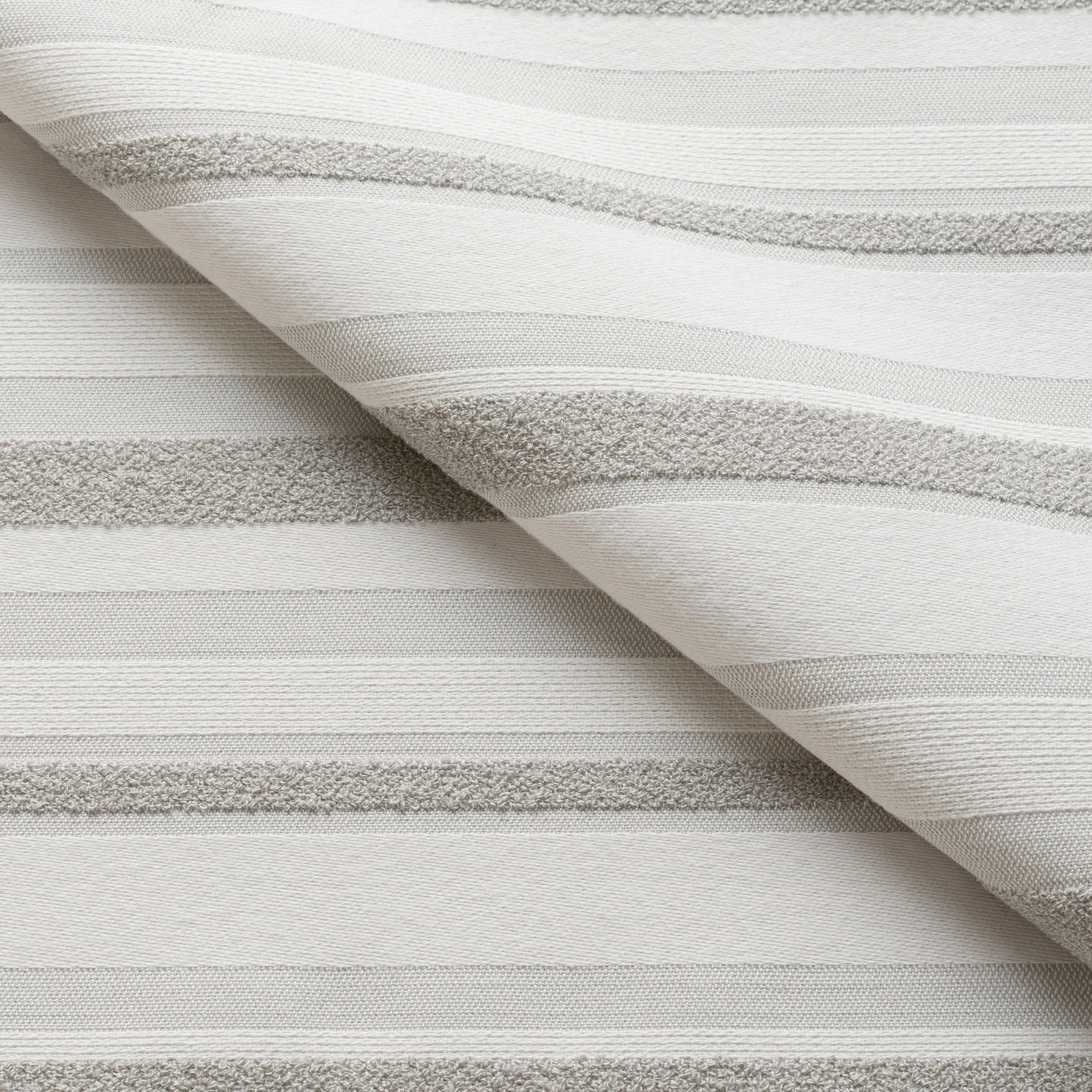 Link Outdoor Regatta Dove Fabric Sample 575-03
