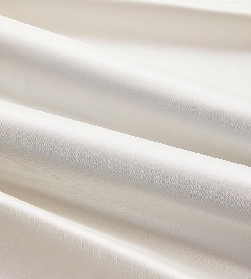 Scalamandre Olympia Silk Taffeta Ice Cap Fabric Sample SC272500001
