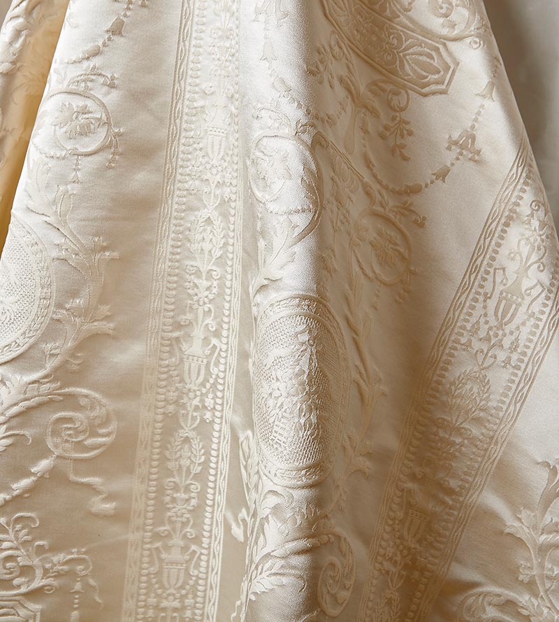 Scalamandre Hepplewhite Ivory Fabric Sample SC516MM0001