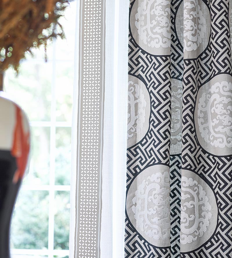 Scalamandre Cassis Laser Cut Tape Linen Trim SCT33230001