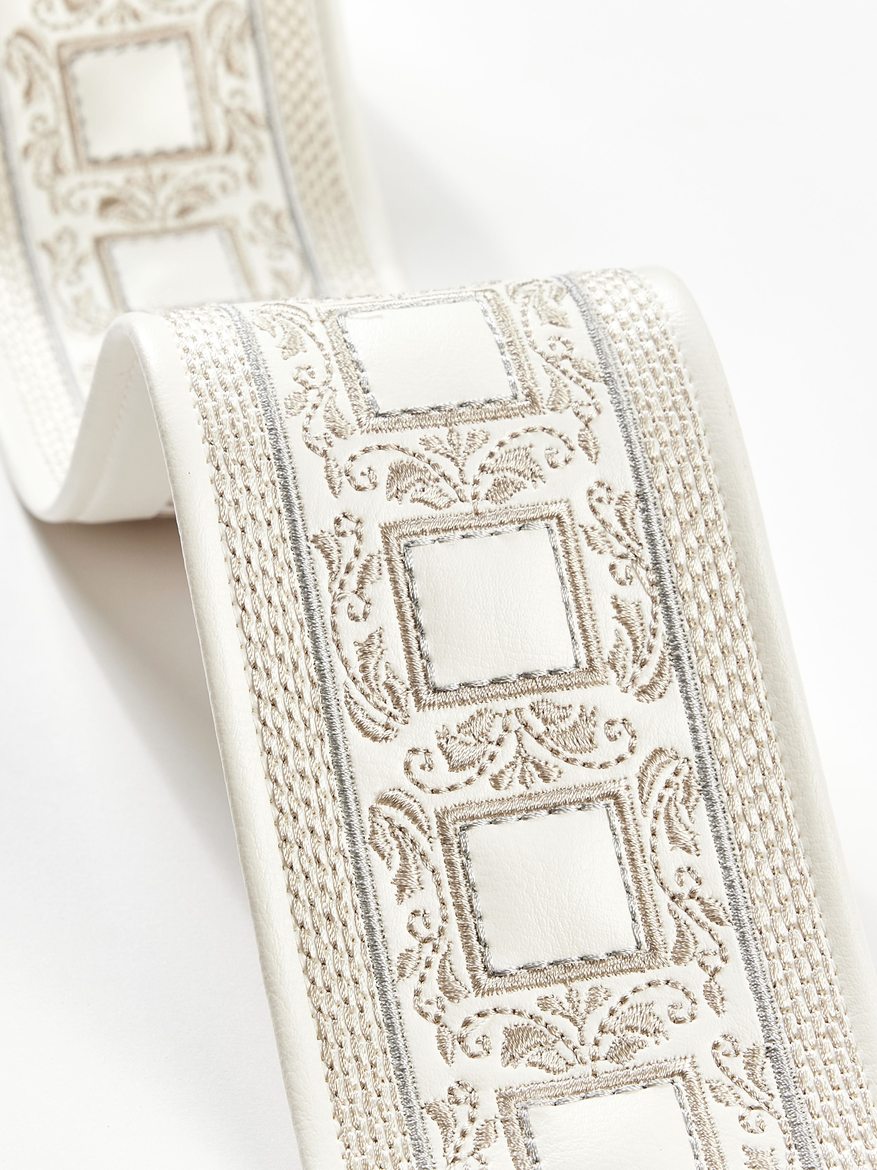 Scalamandre Archduke Embroidered Tape Ivory Trim SCT33390001