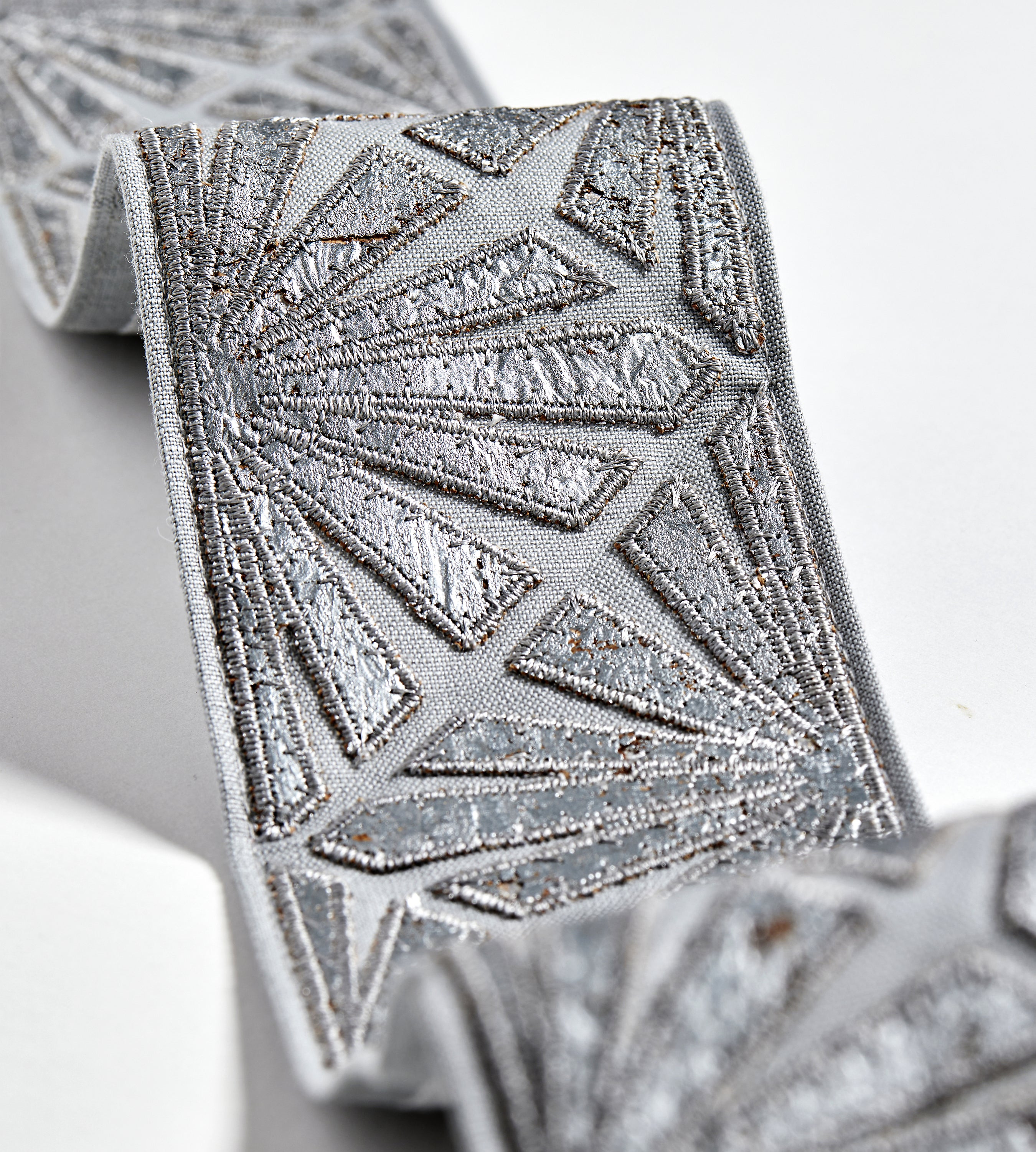 Scalamandre Milan Applique Tape Pewter Trimming Sample SCT33380004