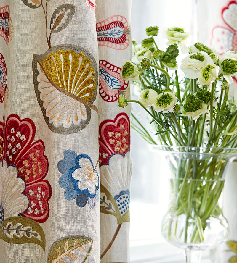 Scalamandre Willowood Embroidery Bloom Fabric Sample SC270710002