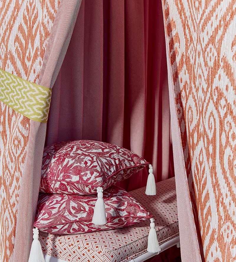 Scalamandre Bali Floral Palm Fabric Sample SC271950004