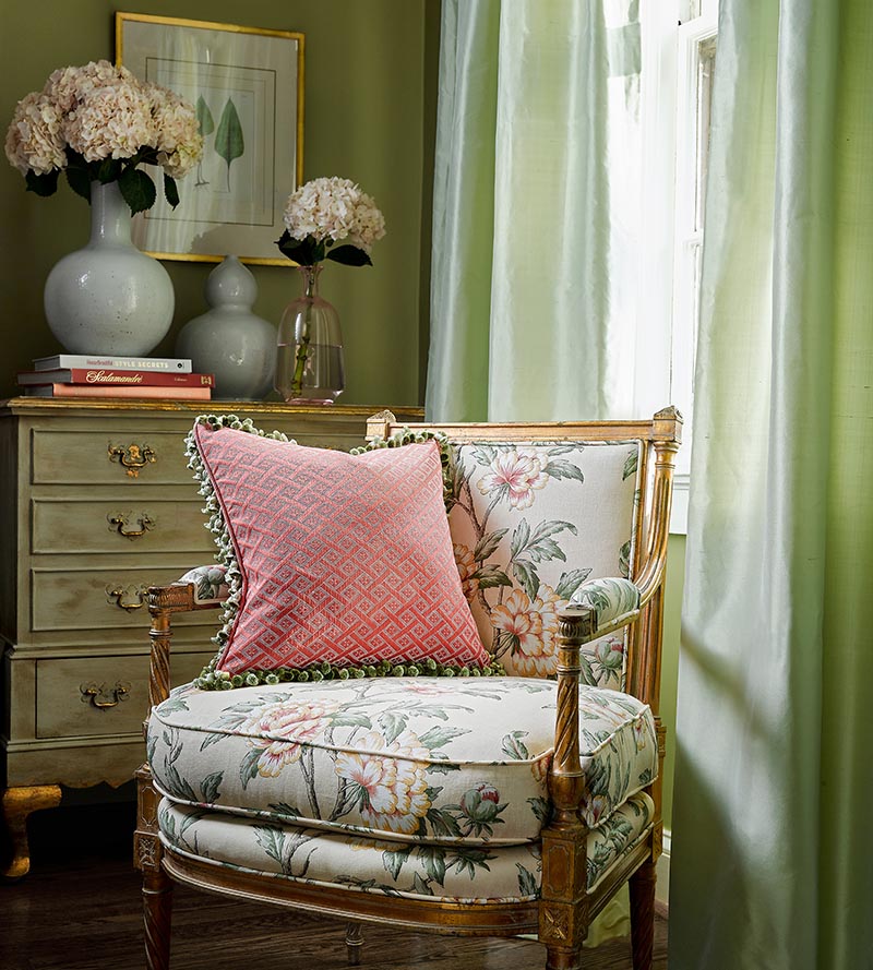 Scalamandre Diamante Matelasse Bluebell Fabric SC272230005