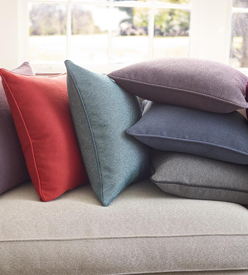 Scalamandre Dapper Flannel Eggshell Fabric Sample SC272480001