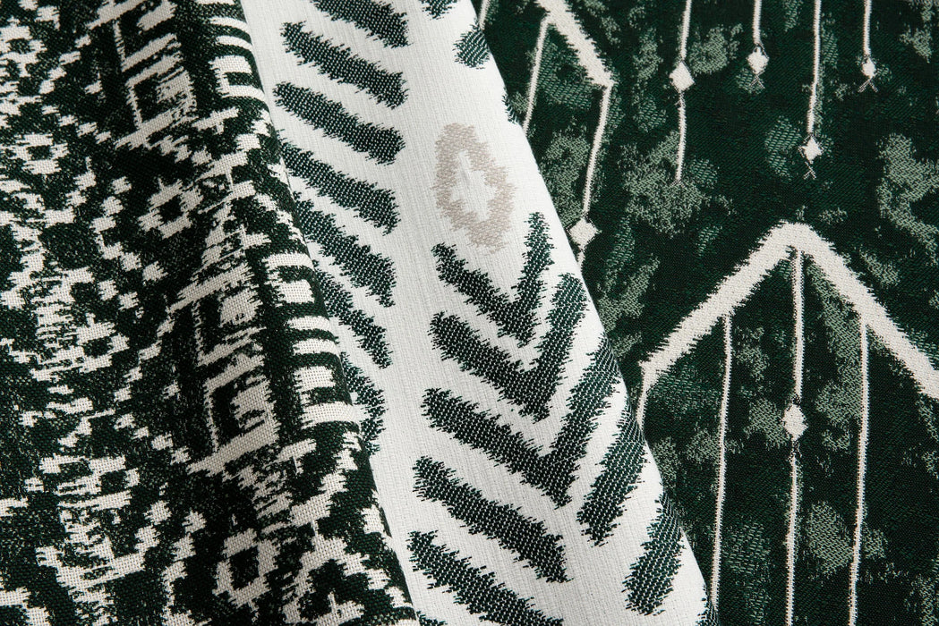 Link Outdoor Istanbul Aubergine  Fabric Sample 515-50