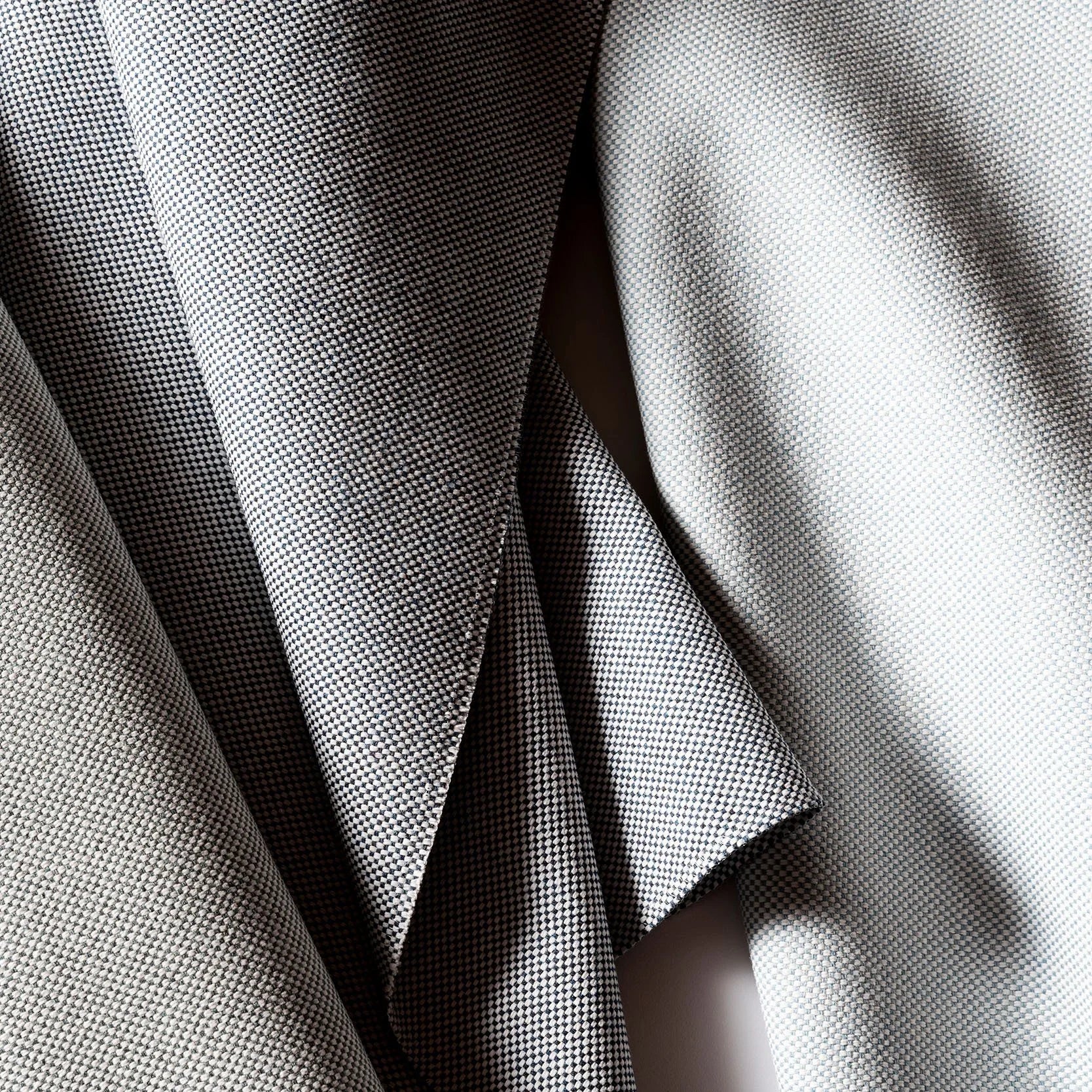 Link Outdoor Tahoe Dove Fabric 382-03