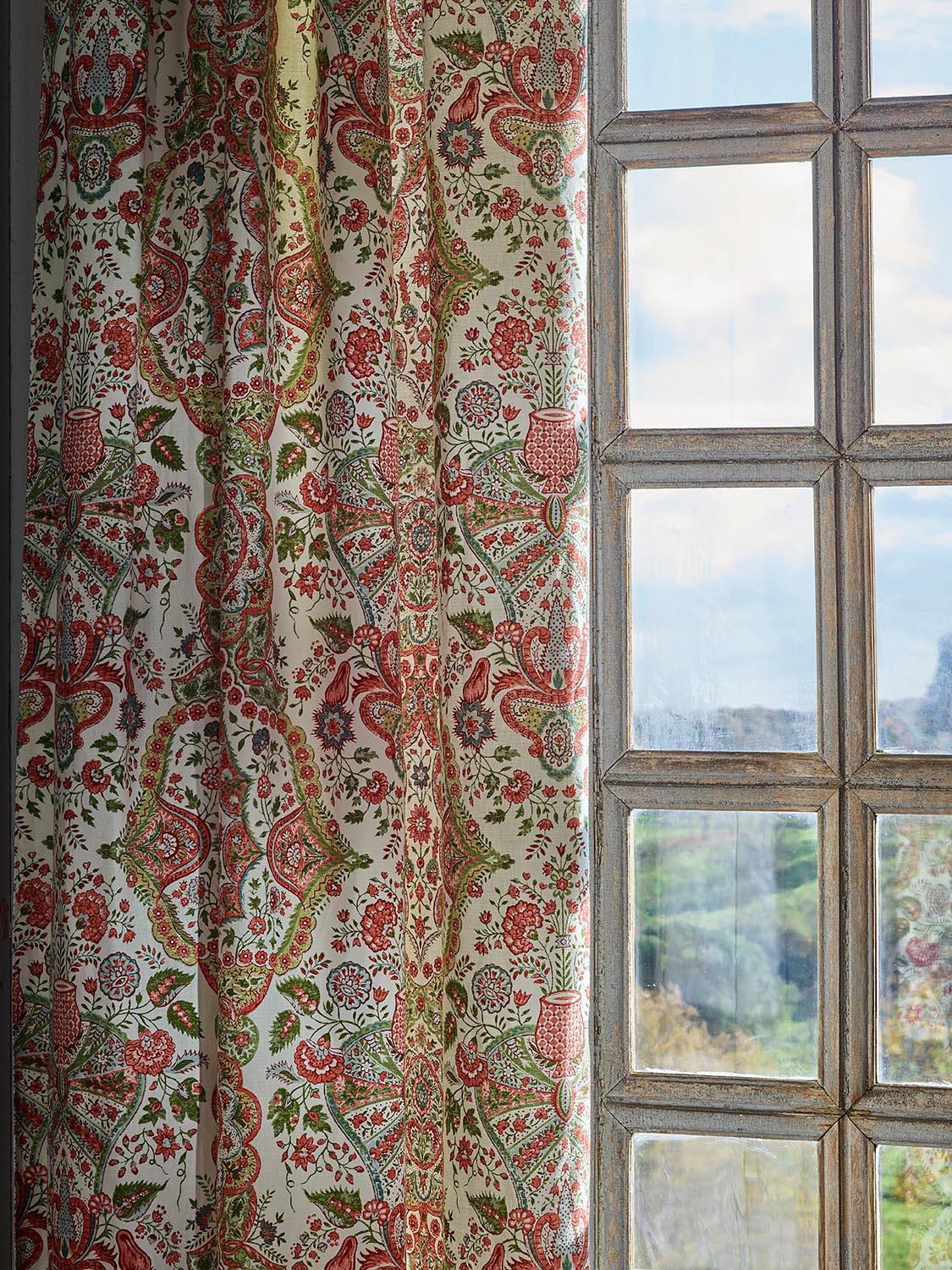 Braquenie Udaipur Fontaine Fabric Sample B7690002