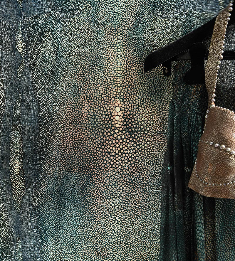 Jean Paul Gaultier Precieux Noir Wallpaper Sample WH033260003