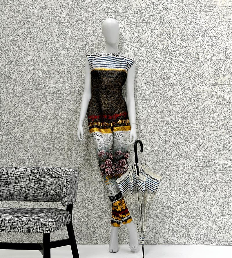 Jean Paul Gaultier Thebaide Sable Wallpaper Sample WH033290002