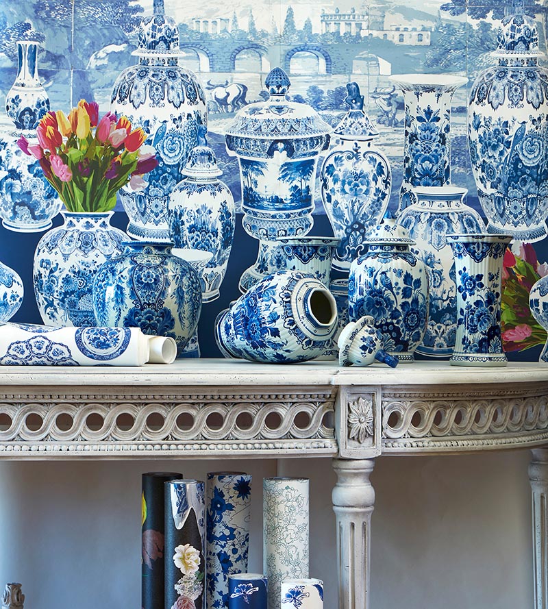 Nicolette Mayer Garniture Scenic - Tulips Blue - Right Panel Wallpaper Sample WNMGSTR0002