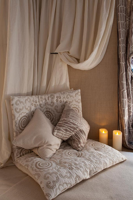 Pierre Frey Zag Meringue Fabric Sample F2920002