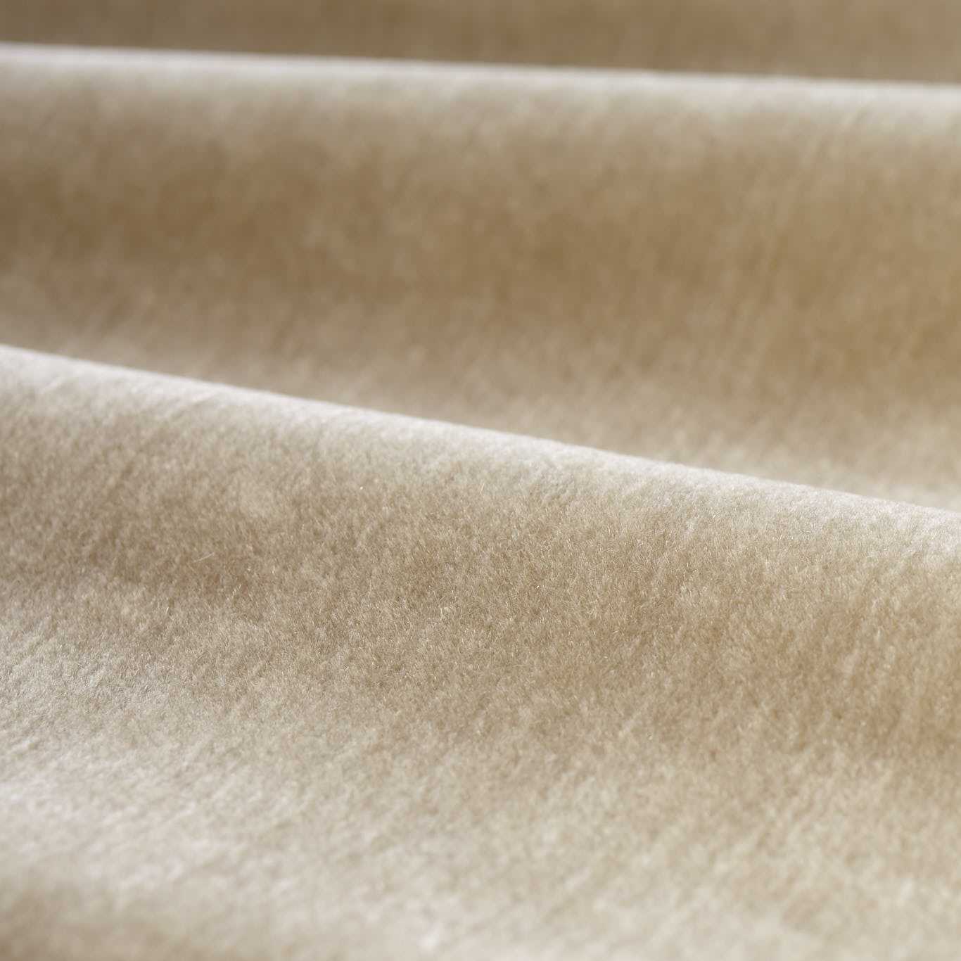 Zoffany Mohair Mousseaux Fabric Sample ZL7X333439