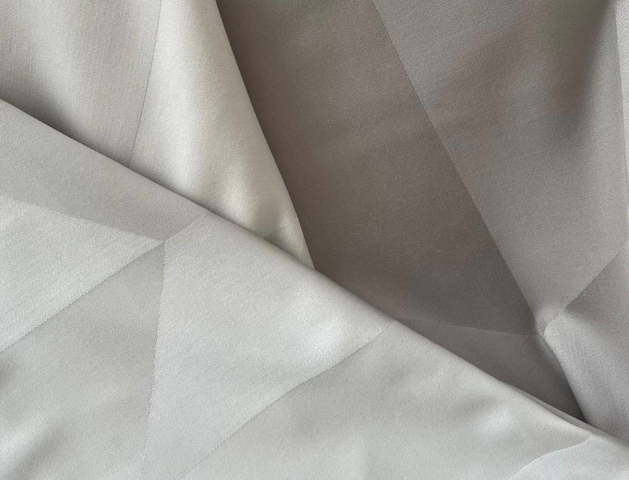 Fox Linton Malmesbury Shade Fabric Sample FL010062004
