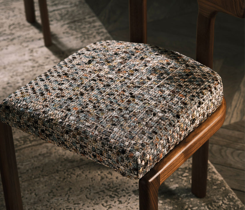 Osborne & Little Ariani Charcoal / Silver Fabric F8076-01