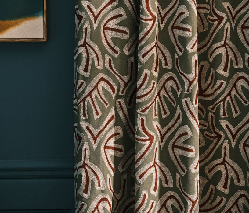Osborne & Little Avila Linen / Charcoal Fabric F8083-02