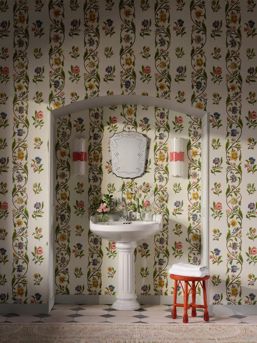 Pierre Frey Le clos du roi Printemps Wallpaper Sample FP280001